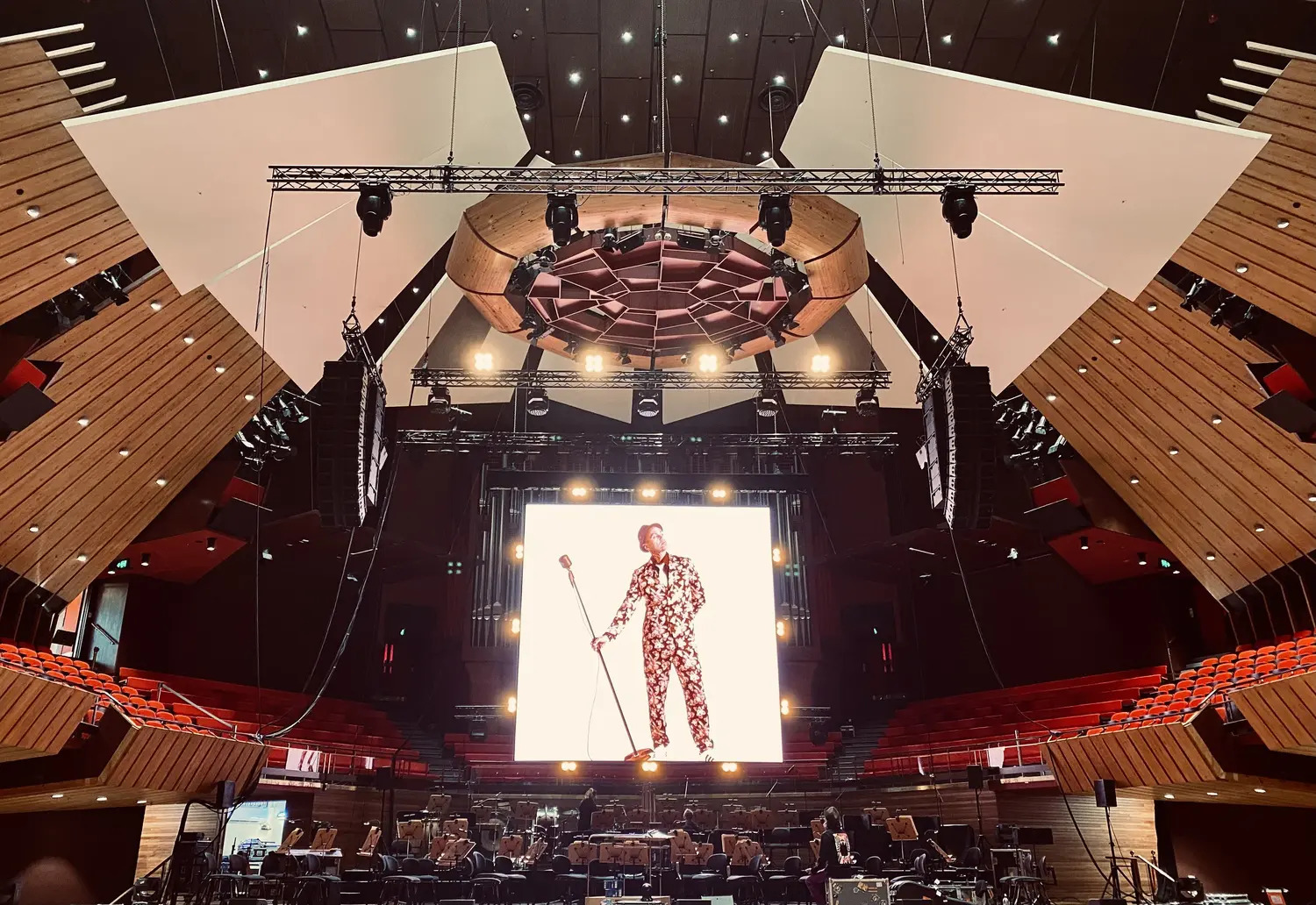 Arena IMAG and video production